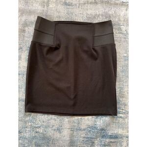 Attention Black Wide Elastic Waistband Mini Skirt Medium